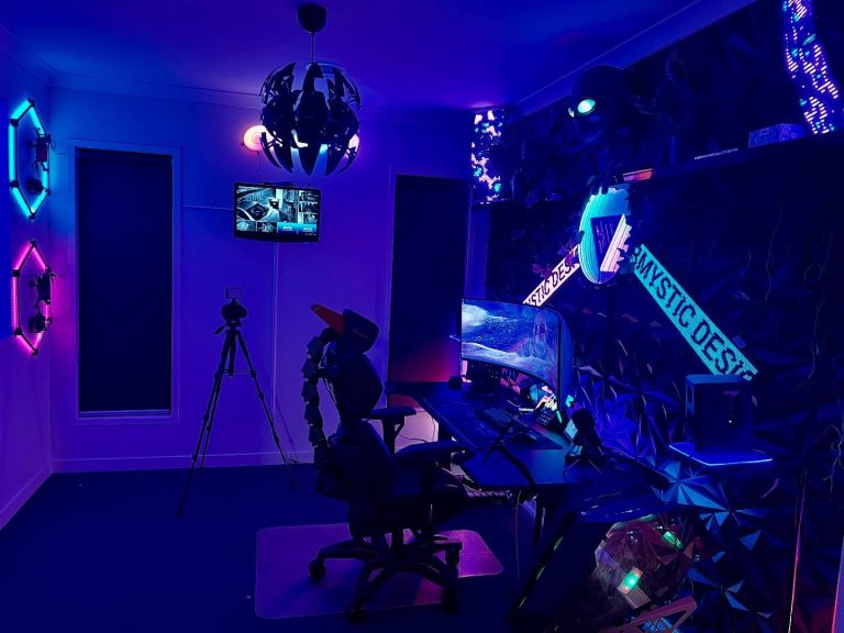 Instagram post from evermystic. This post is in position 13.